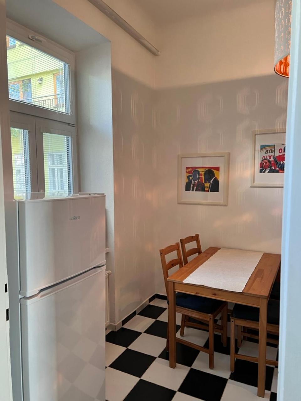 Stylish Flat In City Centre Bratislava Extérieur photo