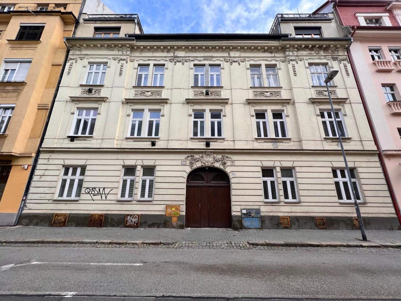 Stylish Flat In City Centre Bratislava Extérieur photo